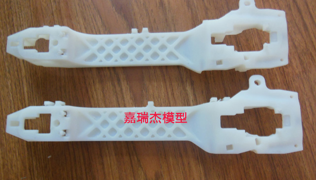 做手板模型時(shí)為什么要噴油呢？